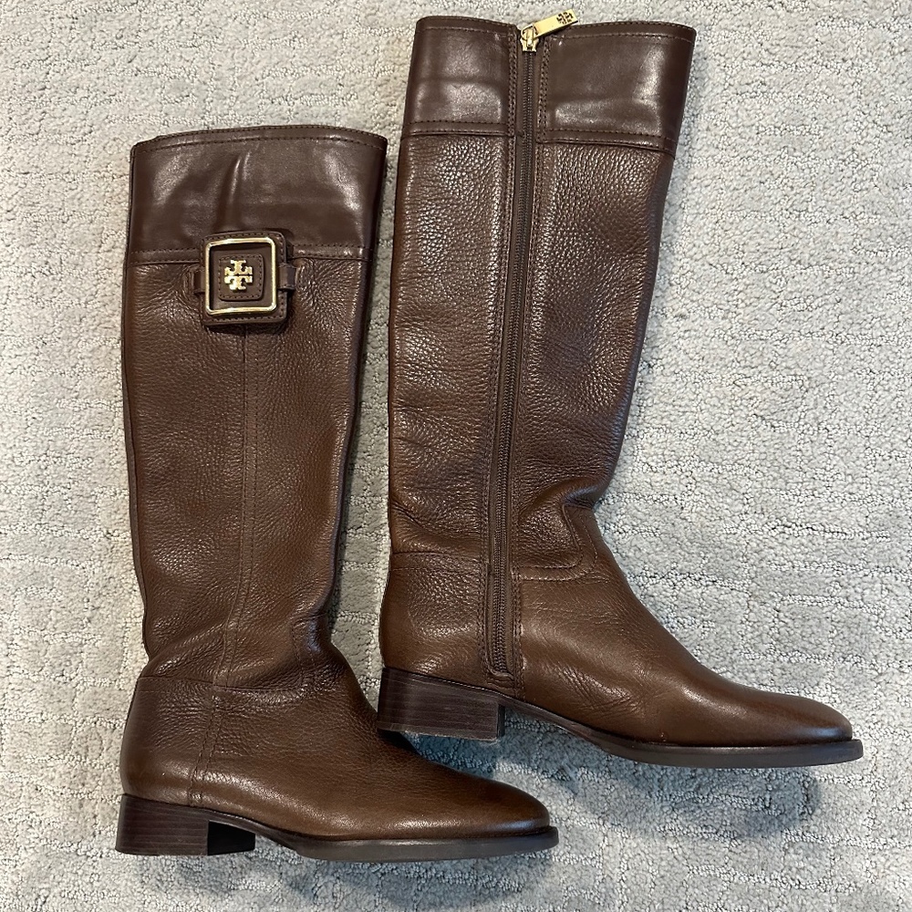 Tory Burch brown knee high boots. Preowned. Size 5